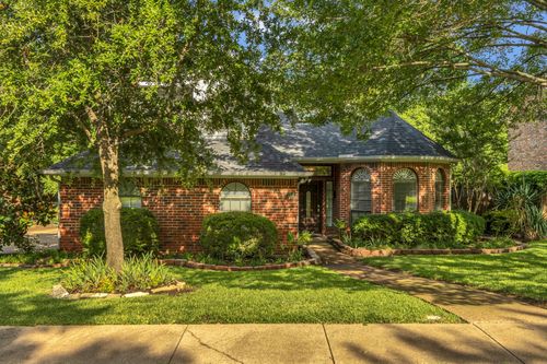 134 Winding Hollow Ln, Coppell, TX, 75019-2247 | Card Image