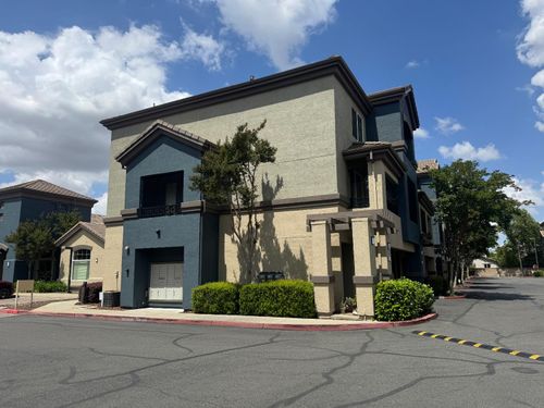 3101-2001 Club Center Dr, Sacramento, CA, 95835-1405 | Card Image