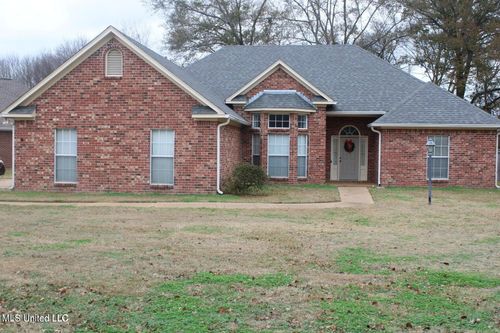 100 Navajo Cir, Clinton, MS, 39056-3111 | Card Image
