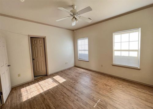 11234 Queen Anne Ave, Oklahoma City, OK, 73114-7009 | Card Image