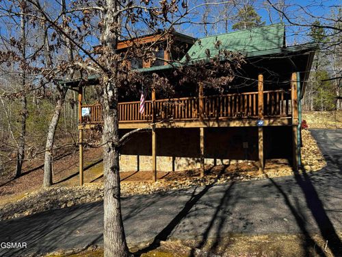 2738 Murray Ridge Rd, Sevierville, TN, 37876 | Card Image