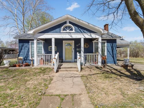 918 N Bullitt St, Holdenville, OK, 74848-3825 | Card Image