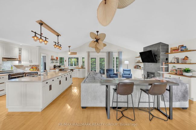 220 Garfield St, House other with 4 bedrooms, 3 bathrooms and 8 parking in Gananoque ON | Image 8