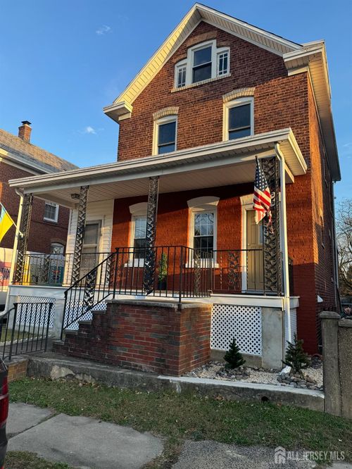 16 Northside Ave, South River, NJ, 08882-1651 | Card Image