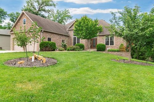 906 Cheatham Ct, Warrensburg, MO, 64093-9101 | Card Image