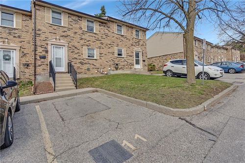 11-175 Cedar Street, Cambridge, ON, N1S4X8 | Card Image