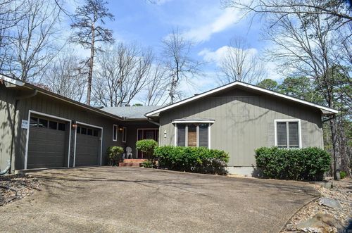 44 Doscientos Cir, Hot Springs Village, AR, 71909-3712 | Card Image