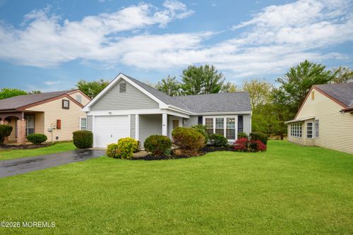 15 Normanton Ave, Manchester, NJ, 08759-6827 | Card Image