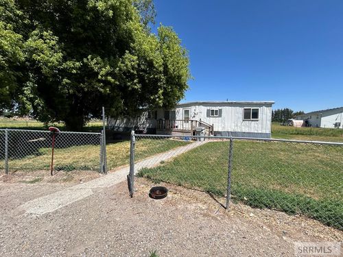 197 N 400 W, Blackfoot, ID, 83221-5638 | Card Image