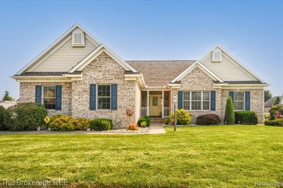 8441 Mapleview Drive, Home with 3 bedrooms, 2 bathrooms and null parking in Davison Twp MI | Image 1