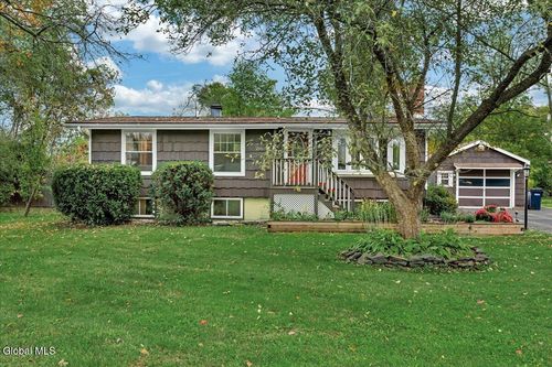 3 Alflo Cir, Glenville, NY, 12302-7503 | Card Image