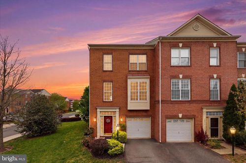 12974 Wood Crescent Cir, HERNDON, VA, 20171-2802 | Card Image
