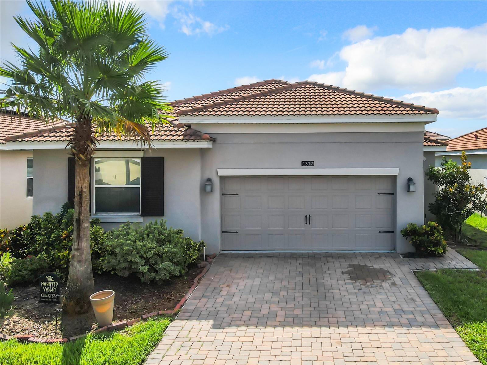 Oak Crest St, Davenport, FL 33837
