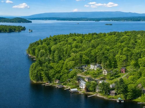 290 Trask Side Rd, Alton Bay, NH, 03810-4761 | Card Image