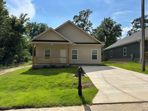 2218 Nichols Rd, Little Rock, AR, 72205-7040 | Card Image