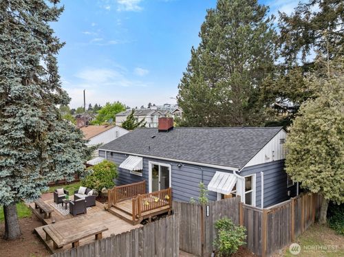 1309 N 85th St, Seattle, WA, 98103-4008 | Card Image