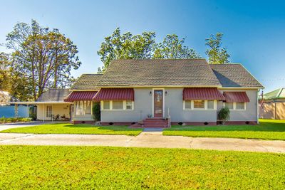 5082 W Main St, House other with 5 bedrooms, 3 bathrooms and null parking in Houma LA | Image 1