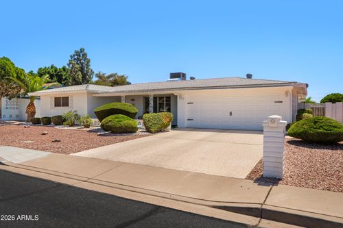 6647 E Dallas St, Mesa, AZ, 85205-6810 | Card Image