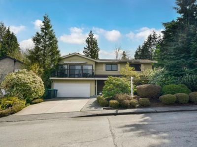 200 Edward Cres, House other with 5 bedrooms, 2 bathrooms and 4 parking in Port Moody BC | Image 3