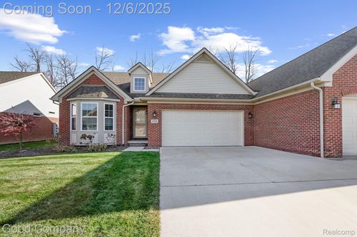 13-1938 Genoa Cir, Howell, MI, 48843-9254 | Card Image