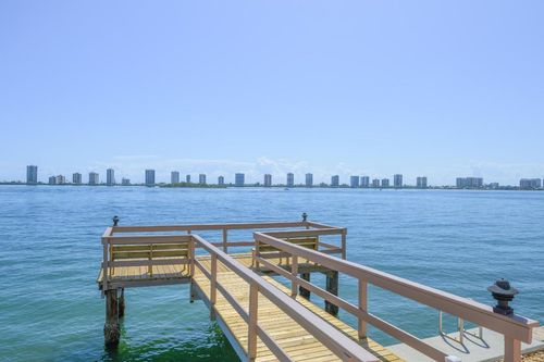 307-101 Doolen Ct, North Palm Beach, FL, 33408-5708 | Card Image