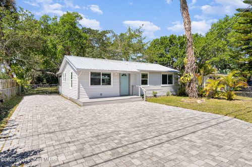 475 S Banana River Dr, MERRITT ISLAND, FL, 32952-2645 | Card Image