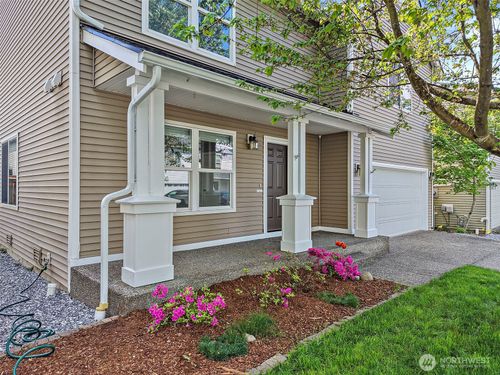 9430 185th Street Ct E, Puyallup, WA, 98375-2065 | Card Image