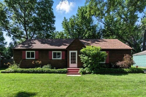 2184 Floral Dr, White Bear Lake, MN, 55110-3863 | Card Image