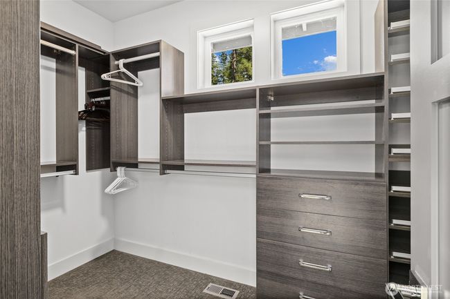 501 Maple Leaf Loop, House other with 4 bedrooms, 5 bathrooms and 2 parking in Cle Elum WA | Image 24