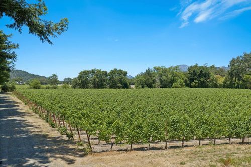 4210 Saint Helena Hwy, Calistoga, CA, 94515-9629 | Card Image