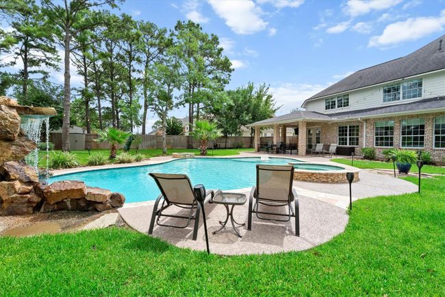 Imagine the summer days spent lounging in your own resort! | Image 37