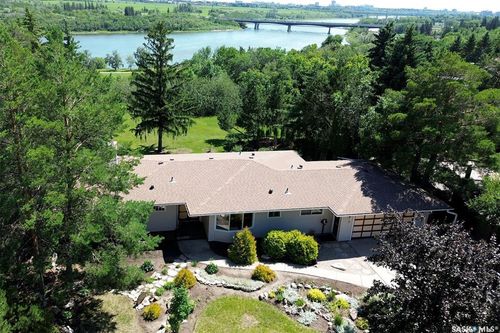 5 Qu'Appelle Crt, Saskatoon, SK, S7K1C2 | Card Image
