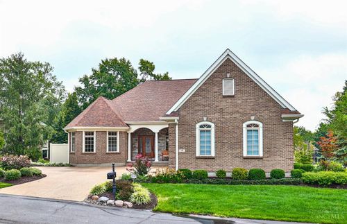 18 James Pl, Glendale, OH, 45246-3849 | Card Image