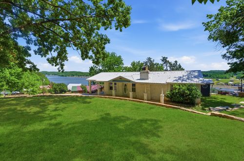 2019 Cedar Bluff Dr, Decaturville, TN, 38329-5438 | Card Image