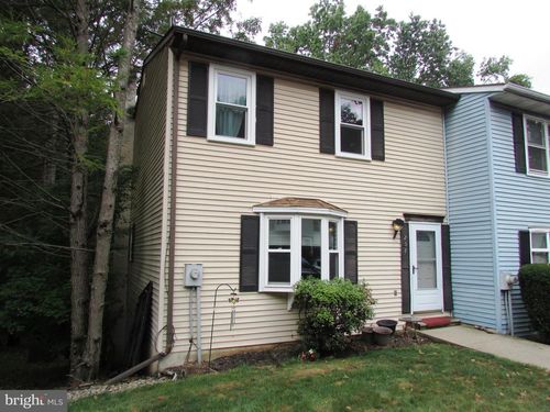 257 Oakwood Ave, State College, PA, 16803-1698 | Card Image