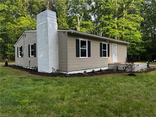 18361 Polish Town Rd, Barhamsville, VA, 23011-2341 | Card Image