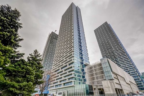 1808-898 Portage Pky, Concord, ON, L4K0J6 | Card Image