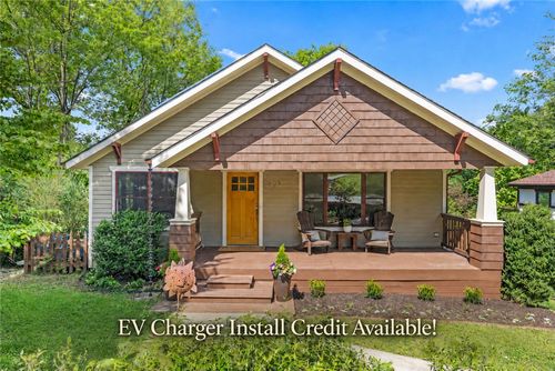 803 N Highland Ave, Fayetteville, AR, 72701-2014 | Card Image