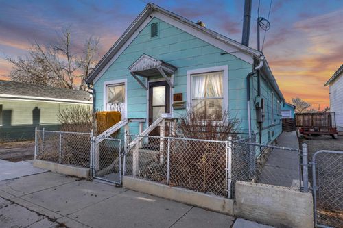 112 L St, Rock Springs, WY, 82901-5325 | Card Image