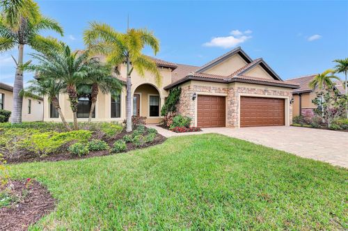 13631 Salinas St, VENICE, FL, 34293-4558 | Card Image