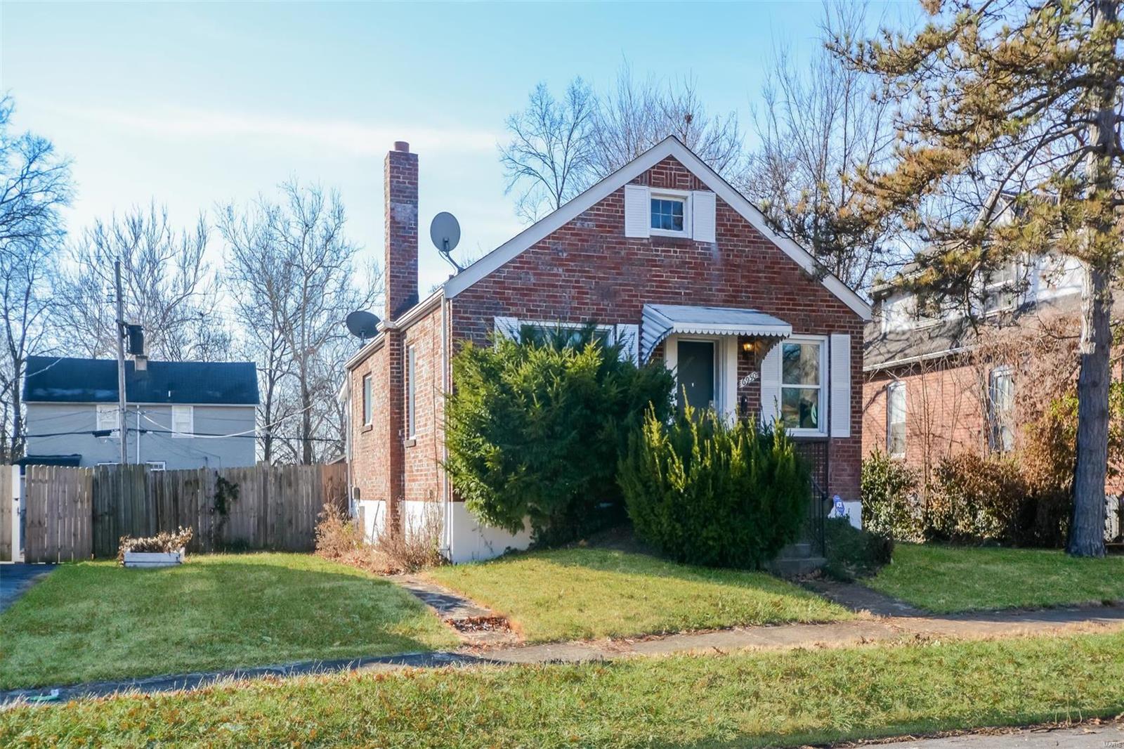 Plymouth Ave, Saint Louis, MO 63130