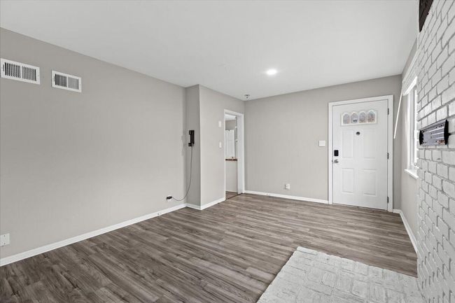 15-3813 Prairie Ave | Image 15