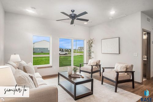 2806 S Broek Dr Drive, Sioux Falls, SD, 57106 | Card Image