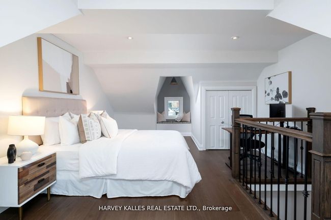 65 Tiverton Ave, House other with 3 bedrooms, 2 bathrooms and 2 parking in Toronto ON | Image 28