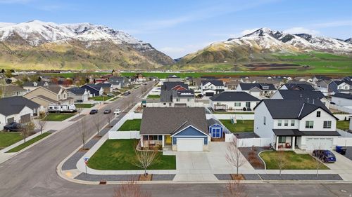 499 S 655 E, Hyrum, UT, 84319-1785 | Card Image