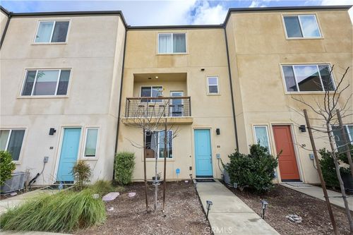 unit-89-5240 Beachfront Cove St, San Diego, CA, 92154-5241 | Card Image