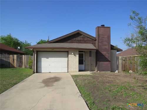 2107 Creekwood Dr, Killeen, TX, 76543-2510 | Card Image