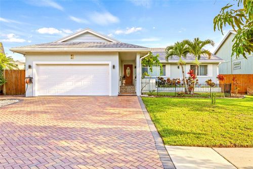 417 Manor Blvd, PALM HARBOR, FL, 34683-1324 | Card Image