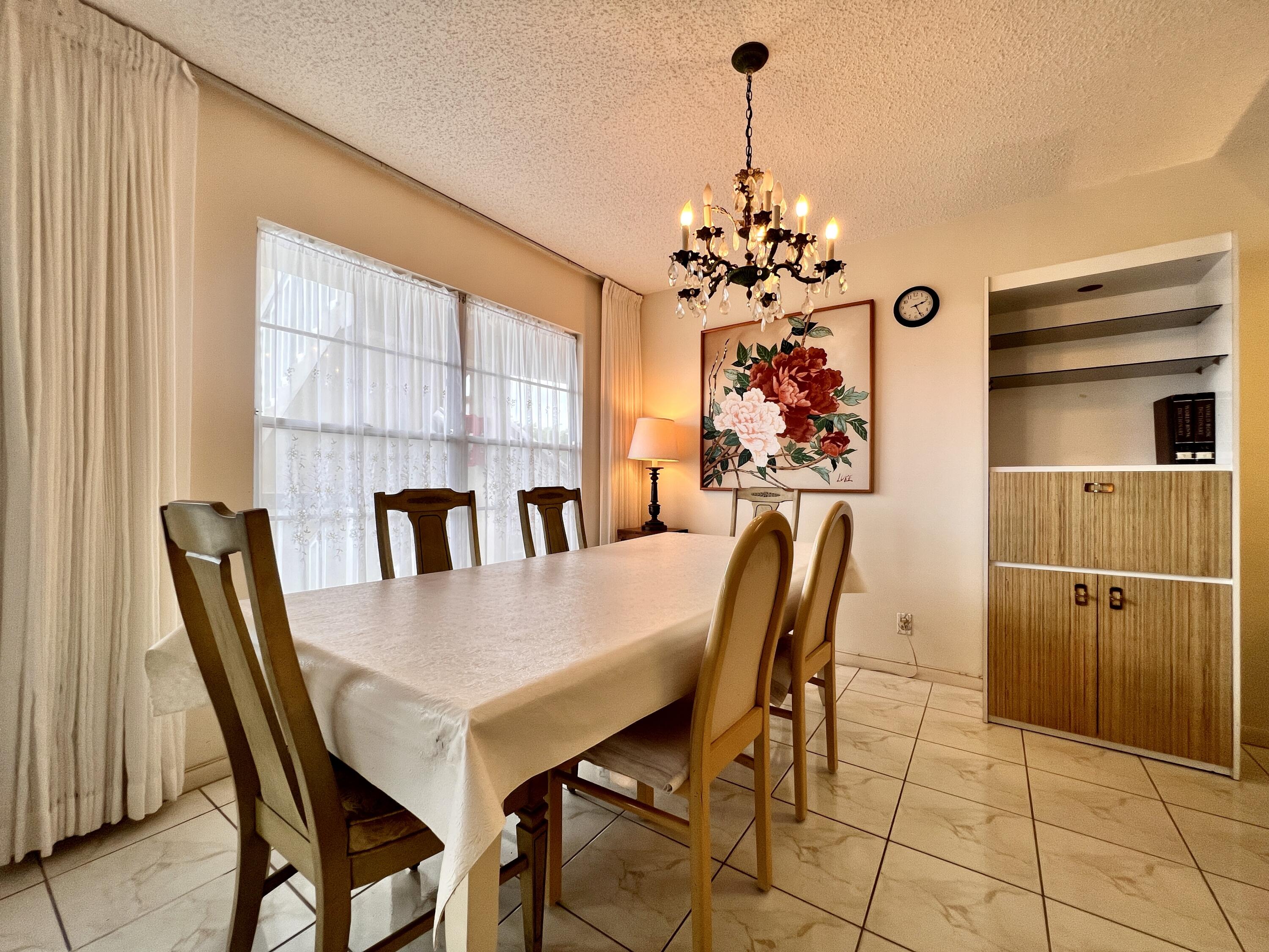 313 Greenbrier B, For Sale in West Palm Beach Zoocasa
