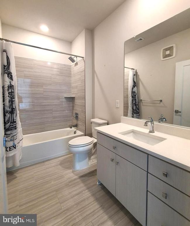 APT-319 - 1761 Old Meadow Rd, Condo with 2 bedrooms, 3 bathrooms and null parking in MCLEAN VA | Image 15